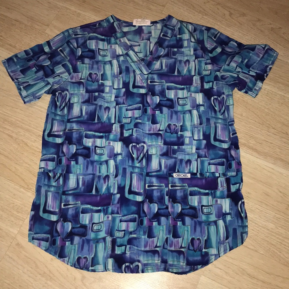 🦋 GORGEOUS small scrub top